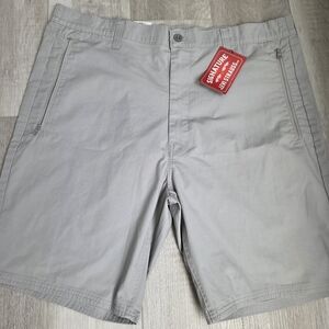 Signature by Levi Strauss Men's Light Gray Flat Front Shorts